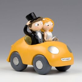 Figurine de Mariés en Voiture