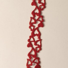 Ruban Rouge Feutre Adhésive en forme de Coeur 30 mm x 1,83 m