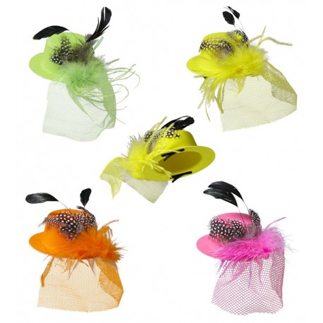 Chapeau Fluorescent avec Plumes et Voile Assorti