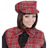 Chapeau en tartan et nœud papillon en tartan