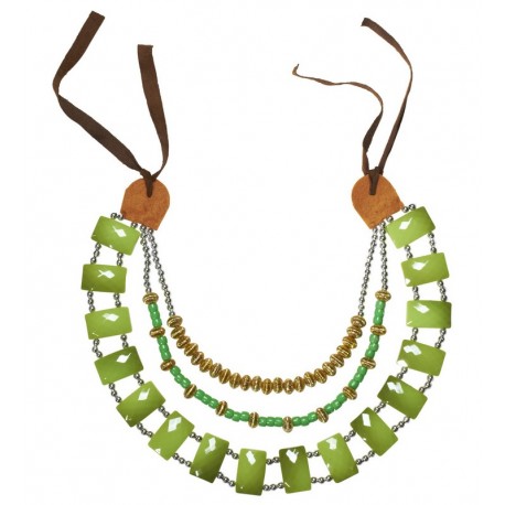 Collier tribal avec pierres vertes